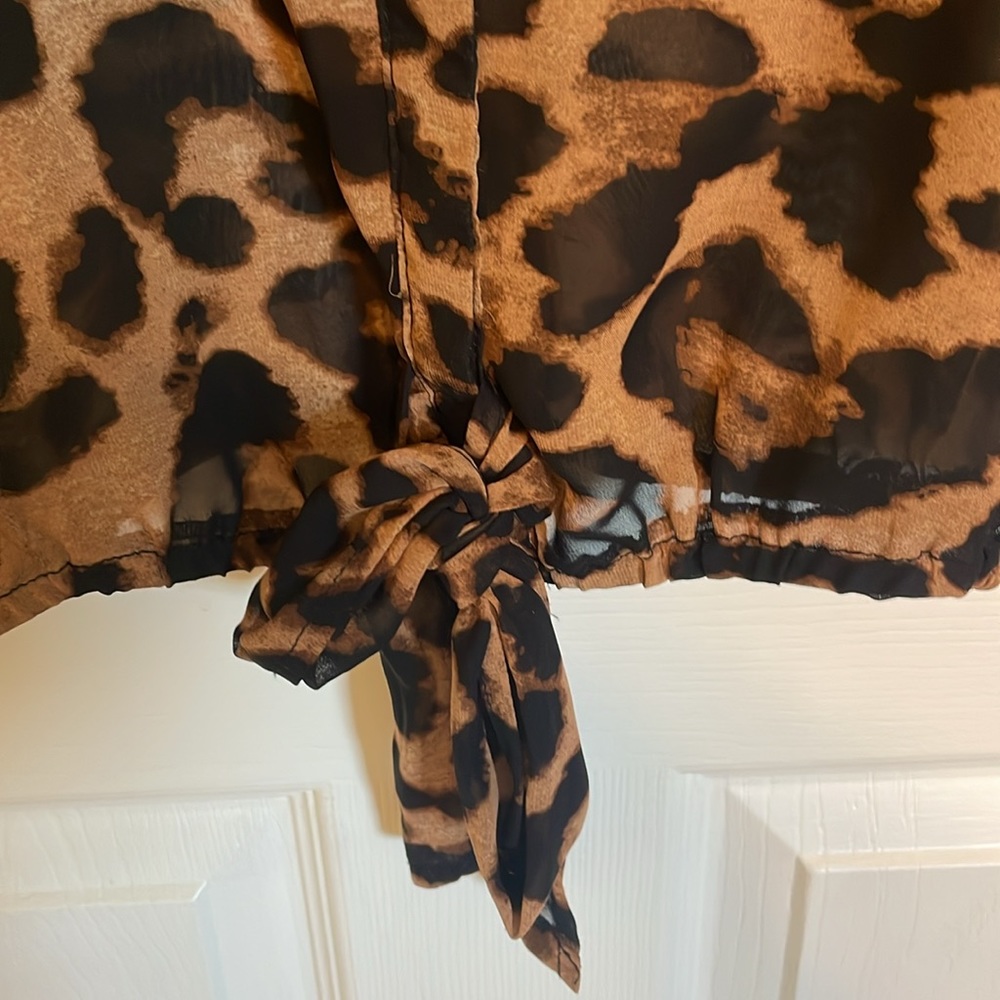 Leopard top - Picture 6 of 7
